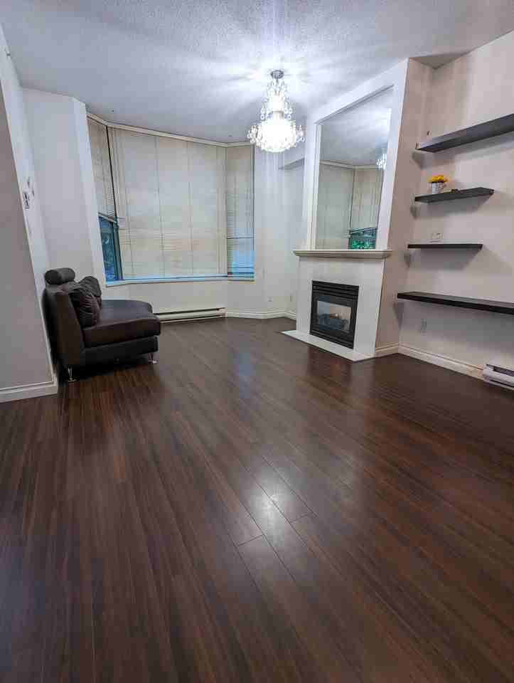 6622 Southoaks Crescent #TH5 - Photo 3 of 17
