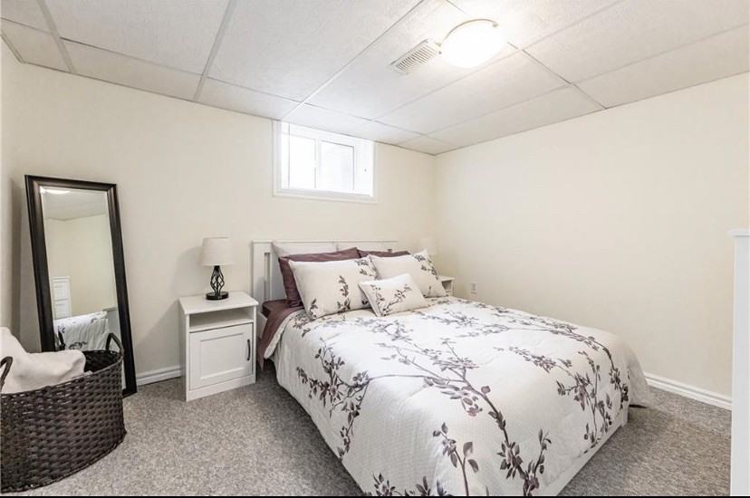 243 Summerhill Ave - Photo 2 of 13