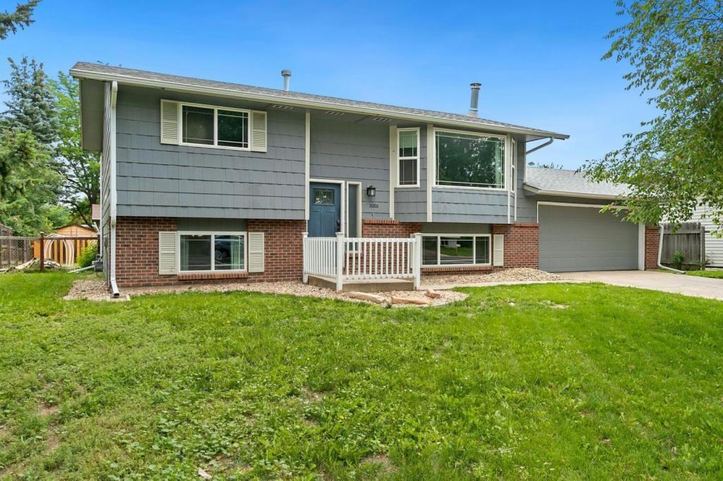 3200 Meadowlark Ave - Photo 2 of 15