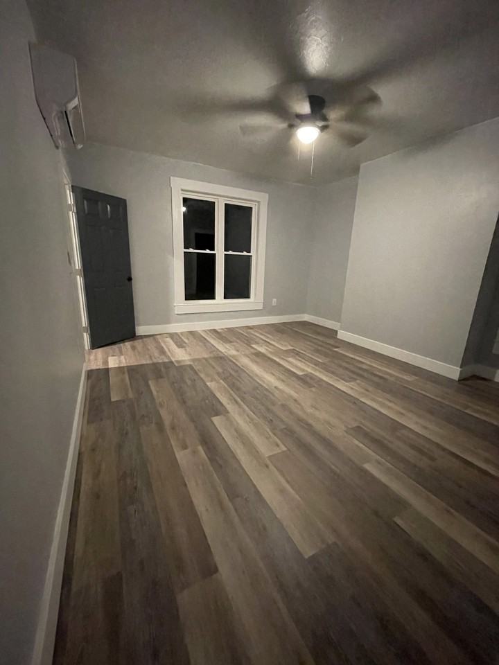 40 Park St #2 - Photo 4 of 14