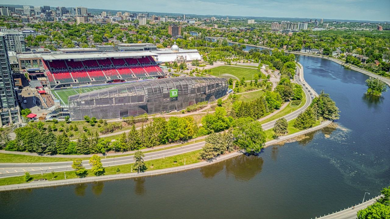 The Bradshaw Apartments 1050 Bank St, Ottawa, ON K1S 3X2 Zumper