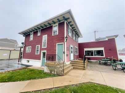 628 W State St #2 - Photo 2 of 10