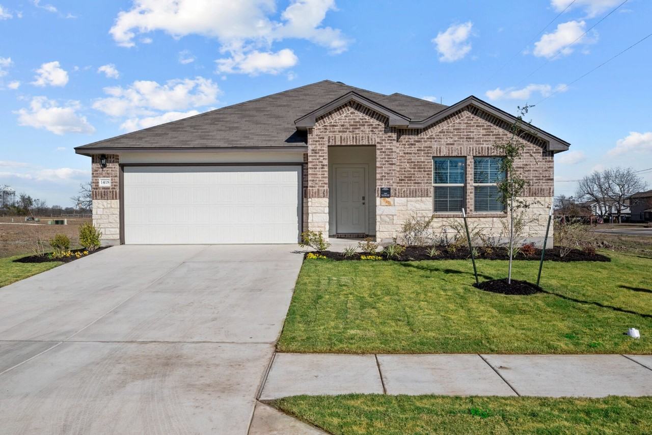 1219 Eaton Dr - Photo 3 of 50