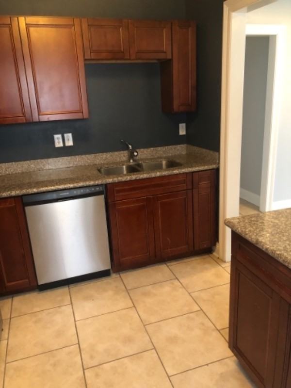 5419 Elysian Fields Ave - Photo 2 of 5