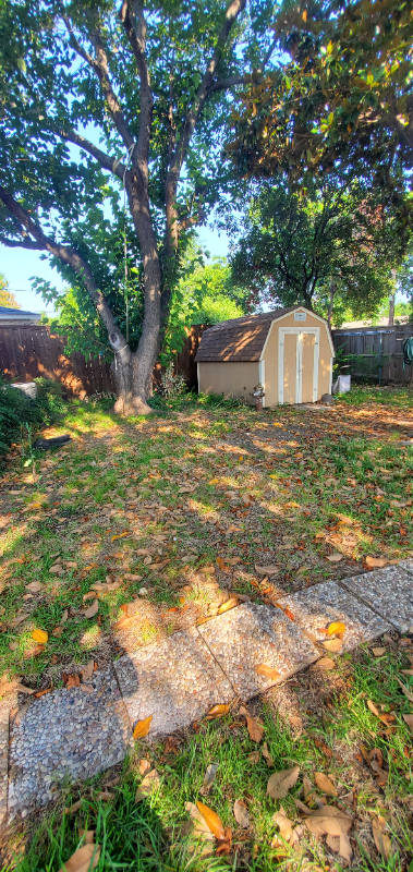 513 Bedford Dr - Photo 5 of 13