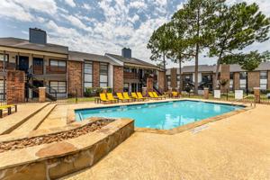 featured image of 8200 Sunbury Ln