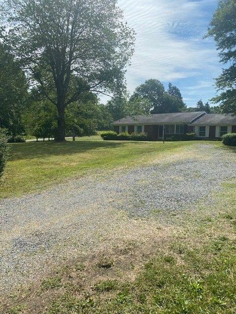 13253 Elk Run Rd - Photo 2 of 25