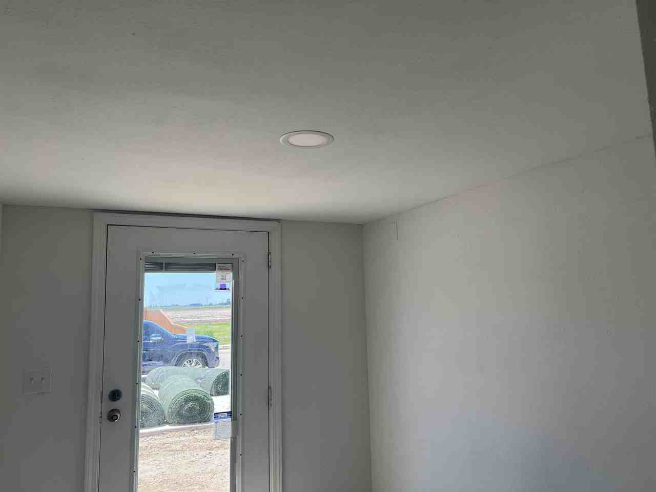 49 Jennifer Cir #1 - Photo 2 of 10