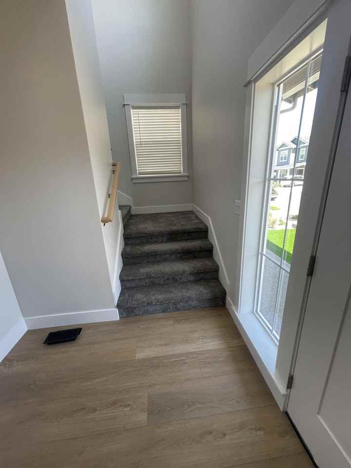 282 Rockfellow Pl - Photo 7 of 17