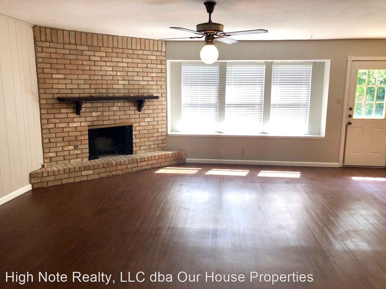 1911 Greyson Dr - Photo 2 of 17
