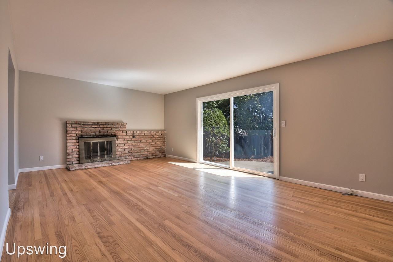 1608 Martin Ave - Photo 2 of 12