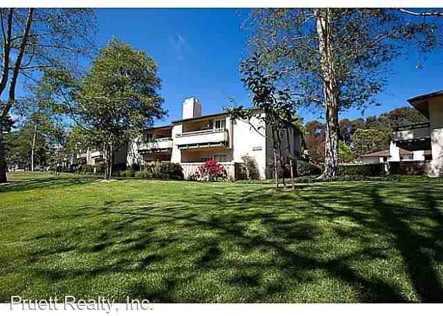 3133 Evening Way #B - Photo 3 of 21