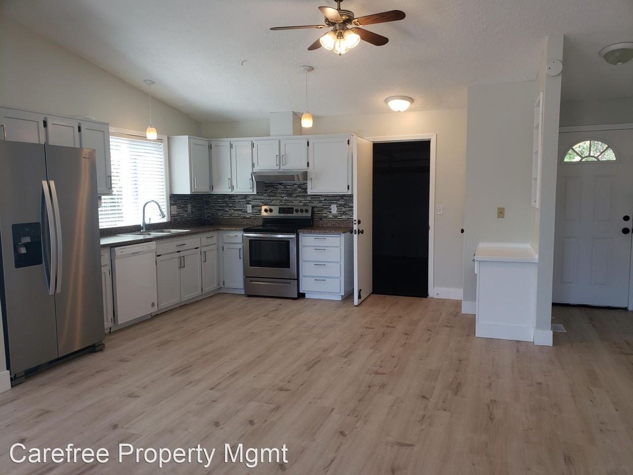 2214 Sw Spence Ct - Photo 3 of 18