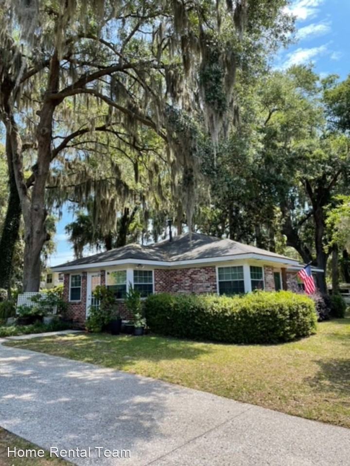 610 Rivers End Dr - Photo 2 of 48