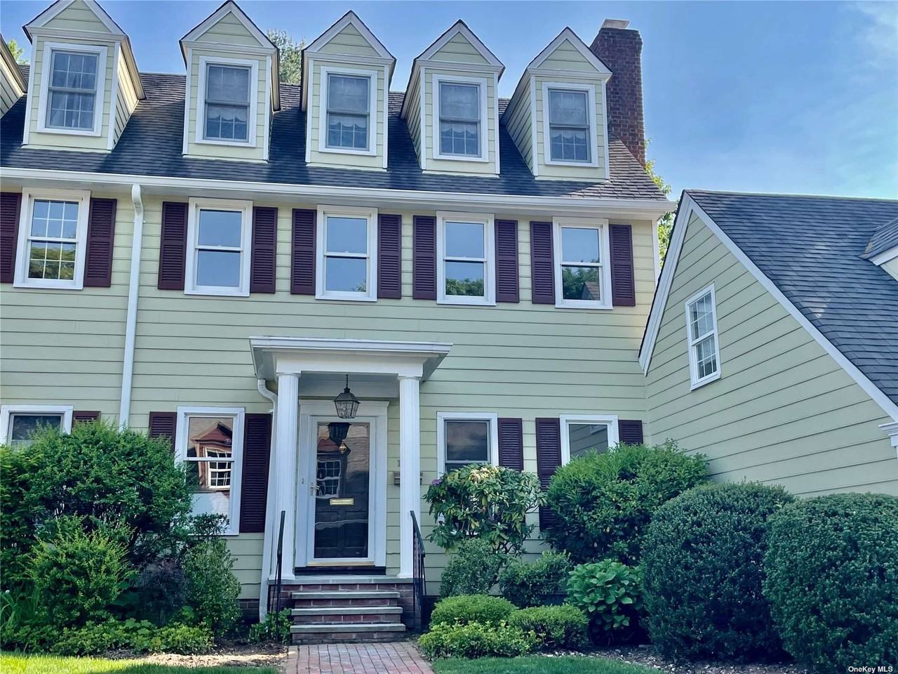 11 Duke Of Gloucester - Photo 2 of 18