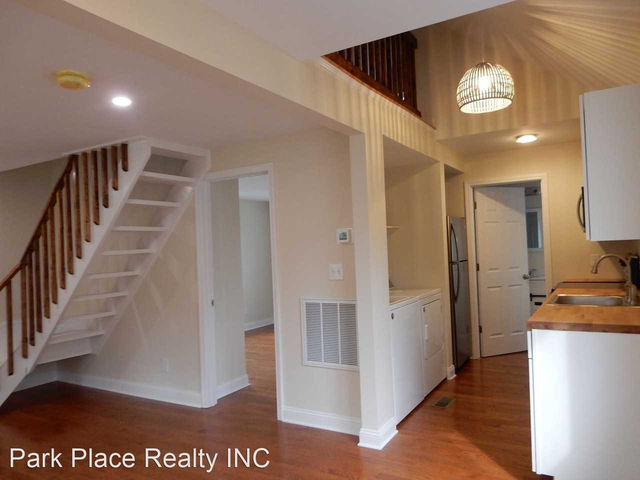 424 E Lee Ave #B - Photo 3 of 30