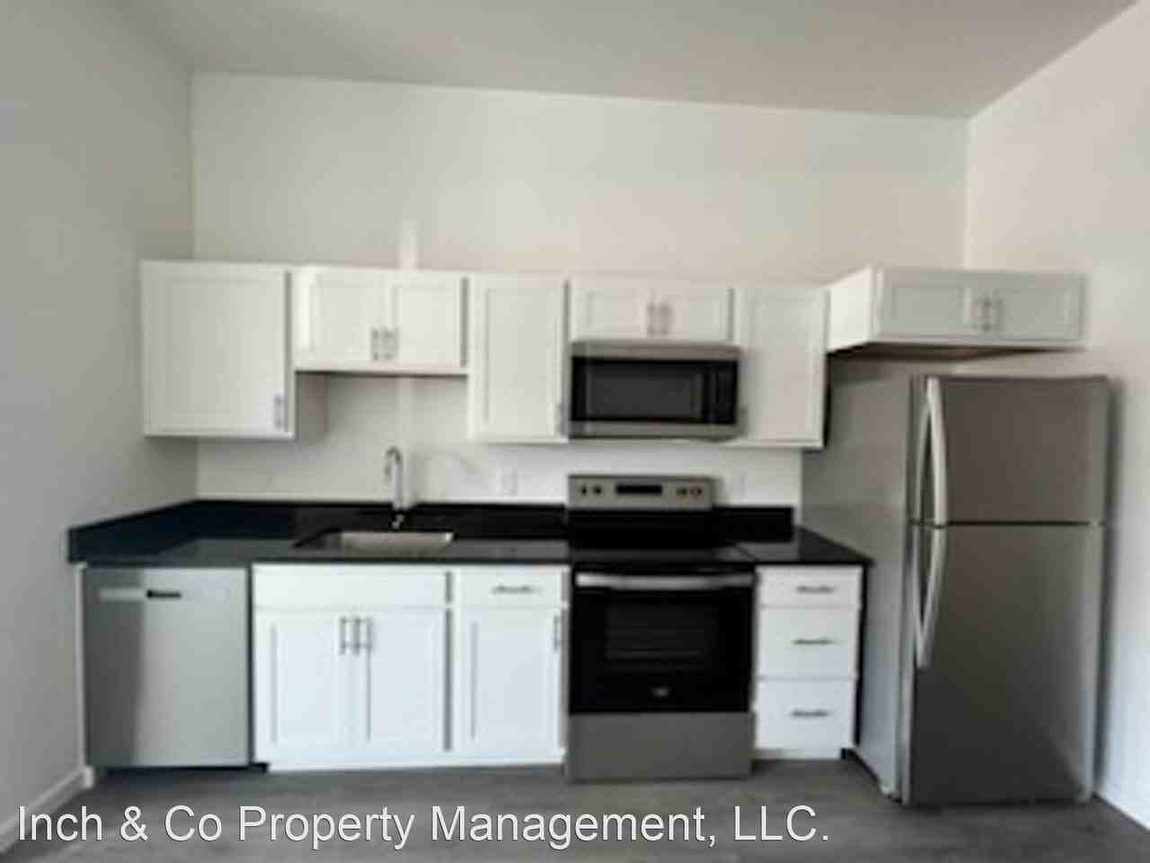 224 N Front St - Photo 2 of 12