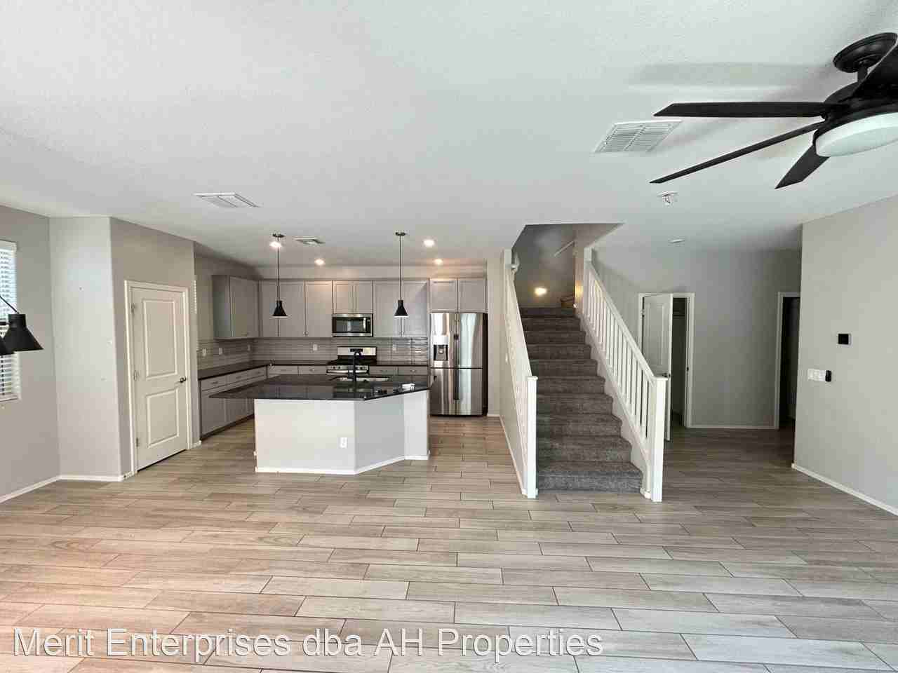 32646 N 50th St - Photo 2 of 33