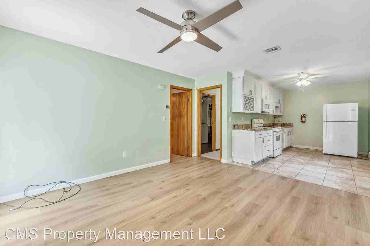 11 Pine Ave - Photo 2 of 15