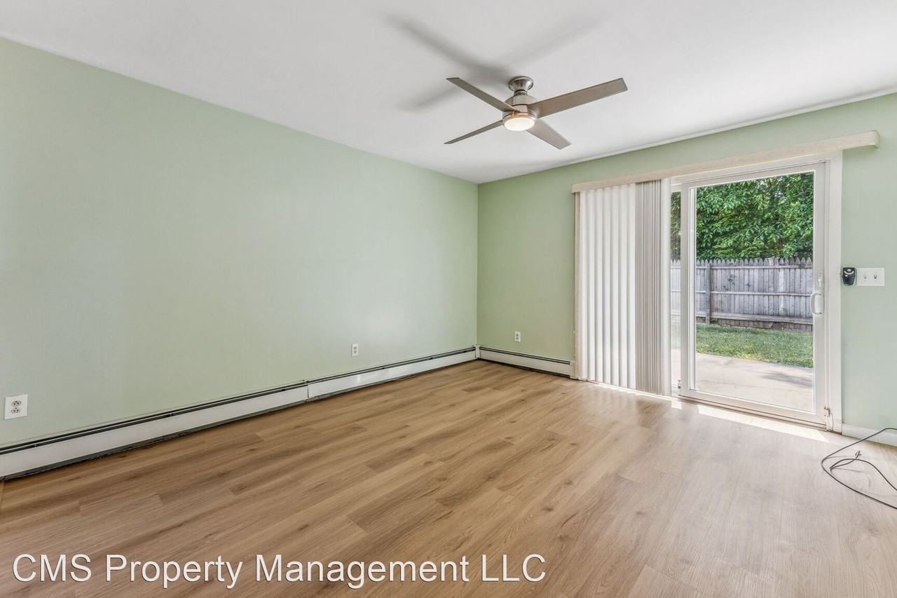 11 Pine Ave - Photo 3 of 15