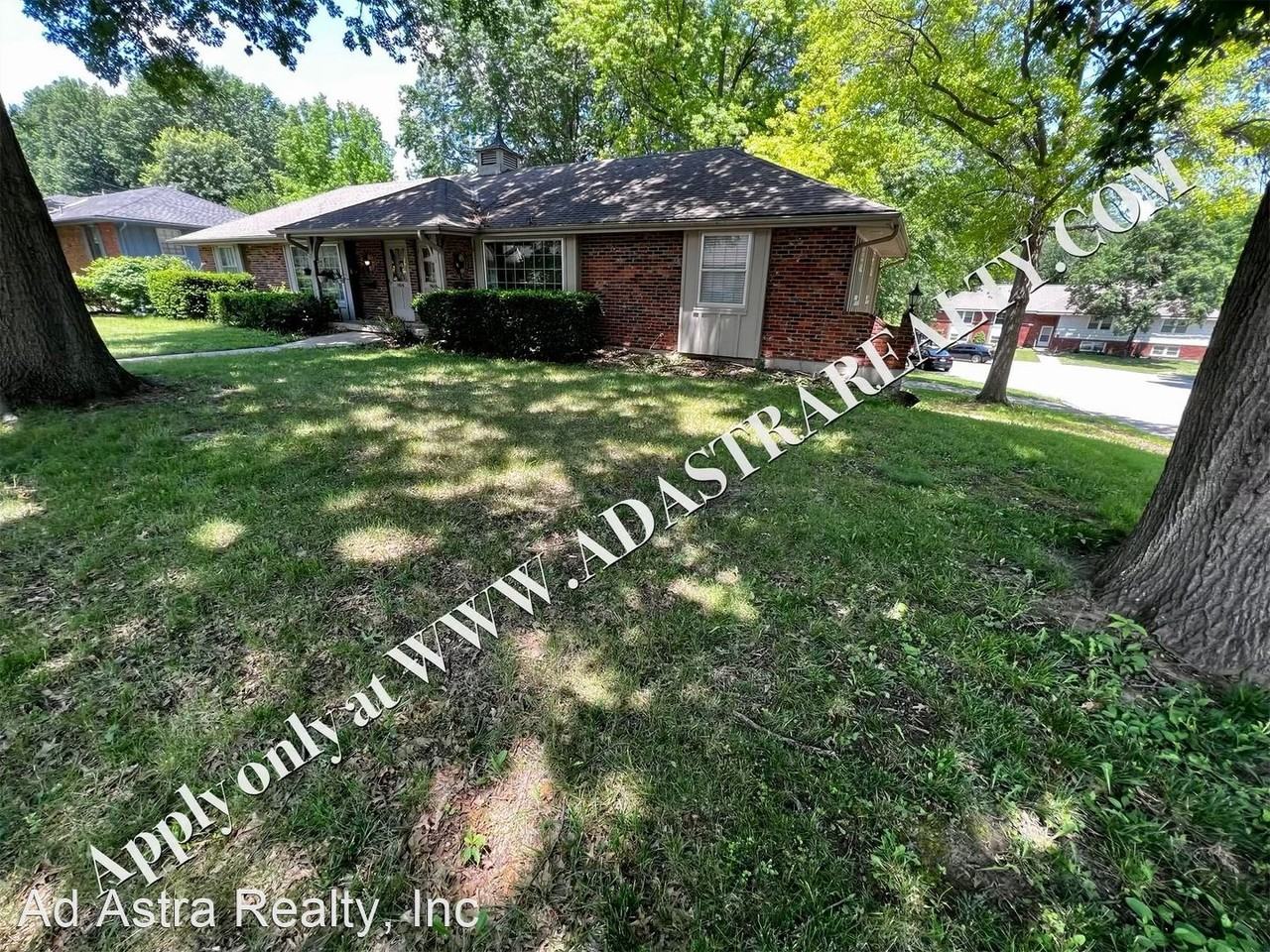 15018 E 46th St S - Photo 3 of 23