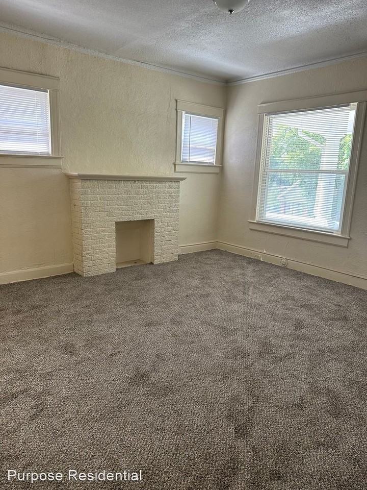 4405 Norledge Ave - Photo 3 of 8