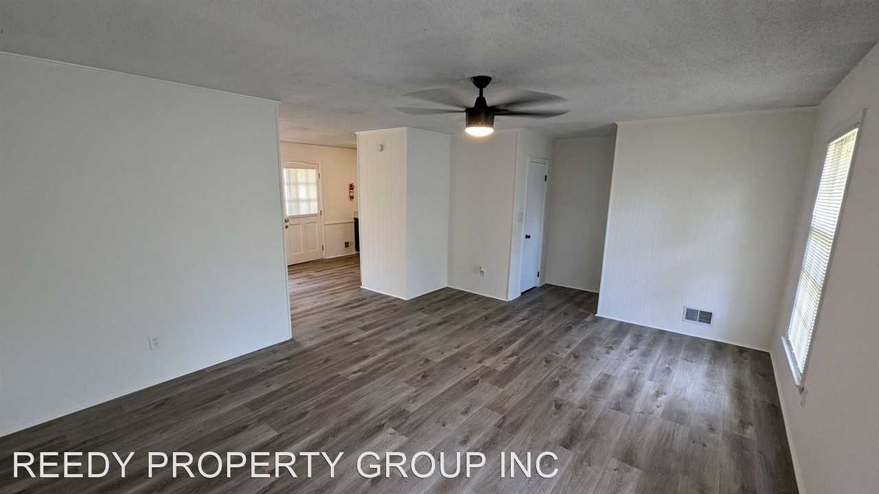 15 Wedgefield Drive - A - Photo 3 of 13