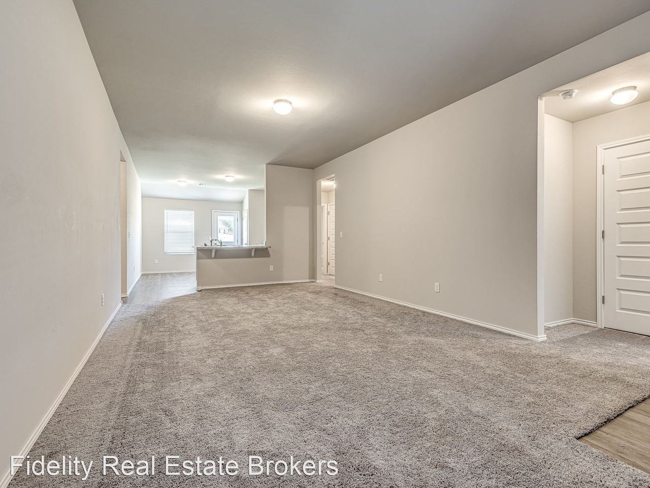 629 W Lola Dr - Photo 3 of 32