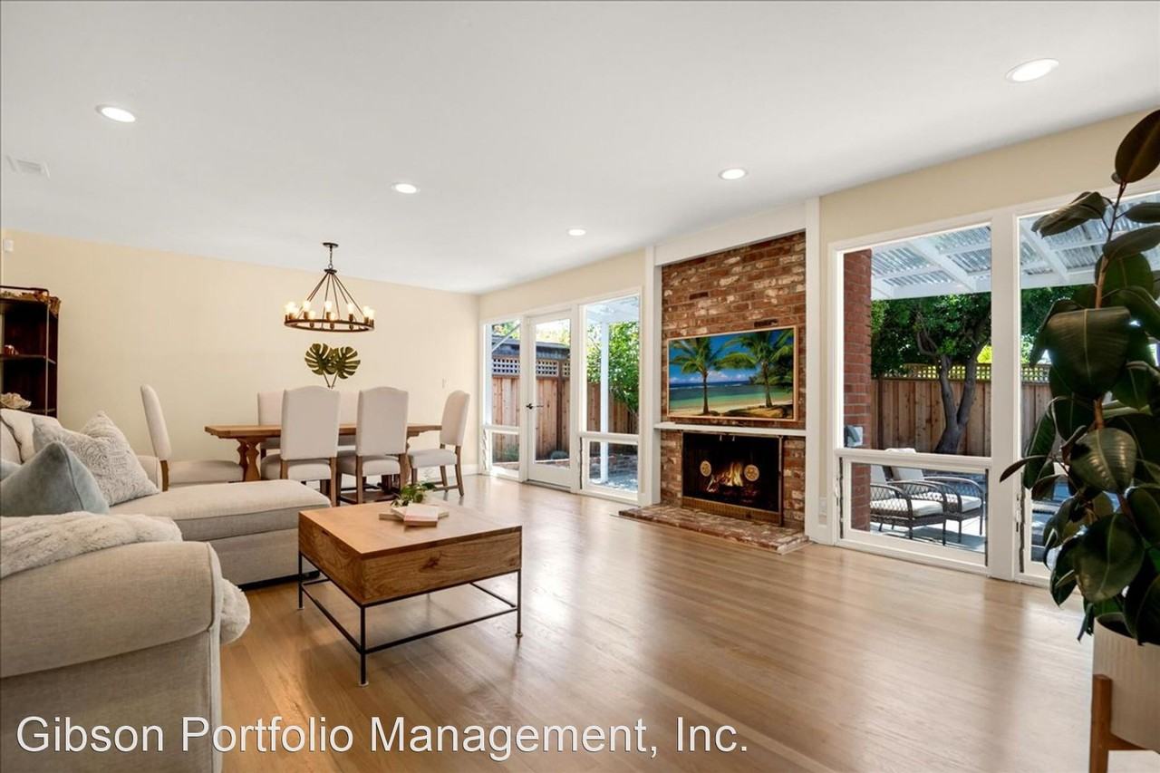 1719 Fernwood Way - Photo 3 of 18