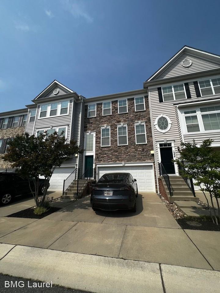 1356 Chapel Centre Dr - Photo 2 of 36