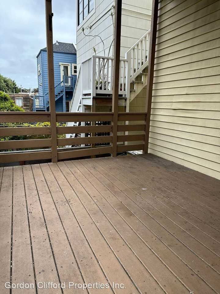 1323  6TH AVENUE - Photo 3 of 10