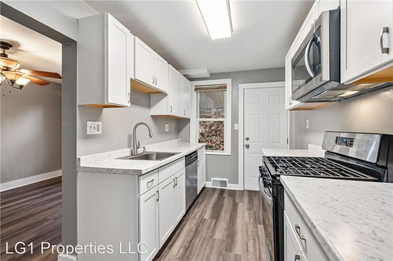 132 Oakview Ave - Photo 3 of 30