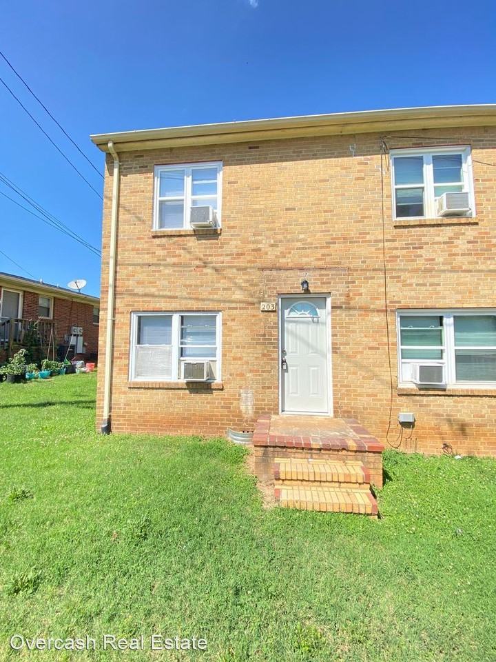 203 E Ridge Ave - Photo 2 of 8