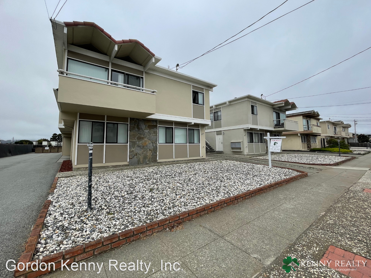 855 Commercial Ave - Photo 2 of 19