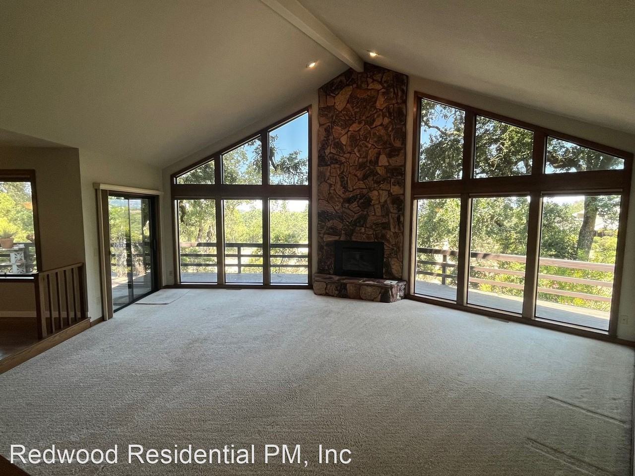 4701 Woodview Dr - Photo 3 of 28