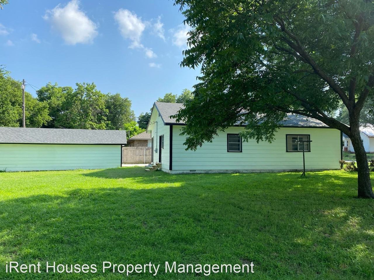 722 A St Ne - Photo 2 of 7