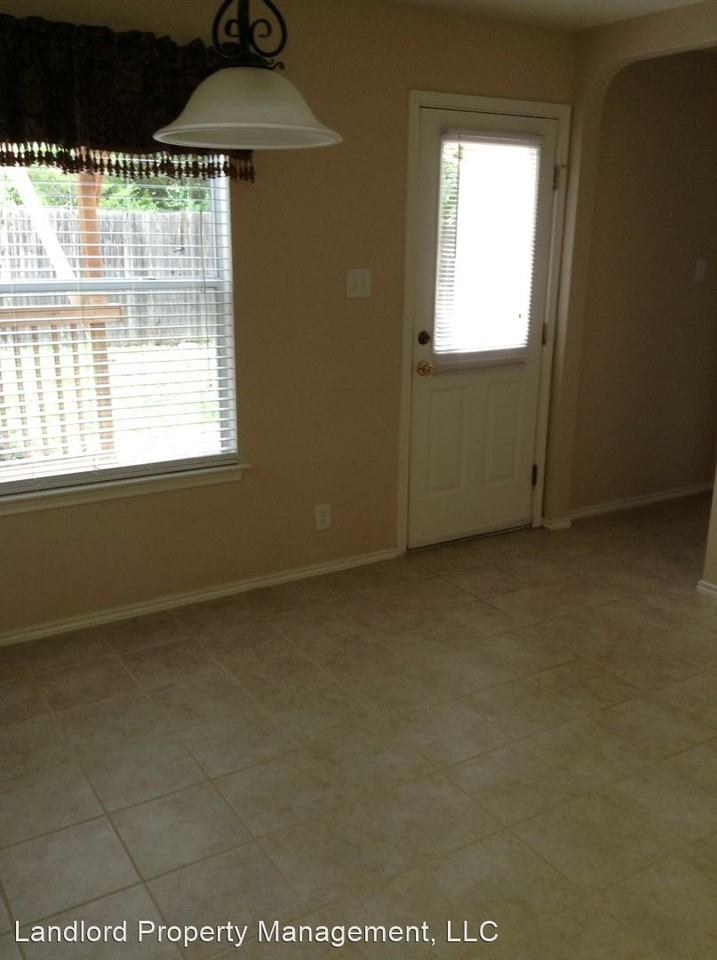 15734 Ashley Mnr - Photo 2 of 22