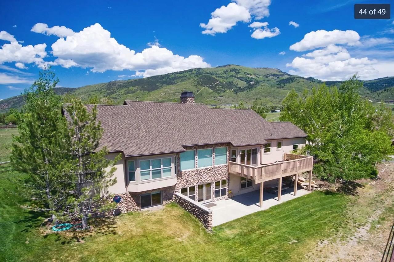 551 E 2700 N - Photo 3 of 50