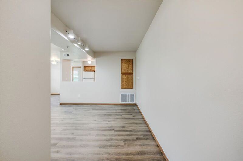 6005 Chapel Hill Blvd #E101 - Photo 3 of 29