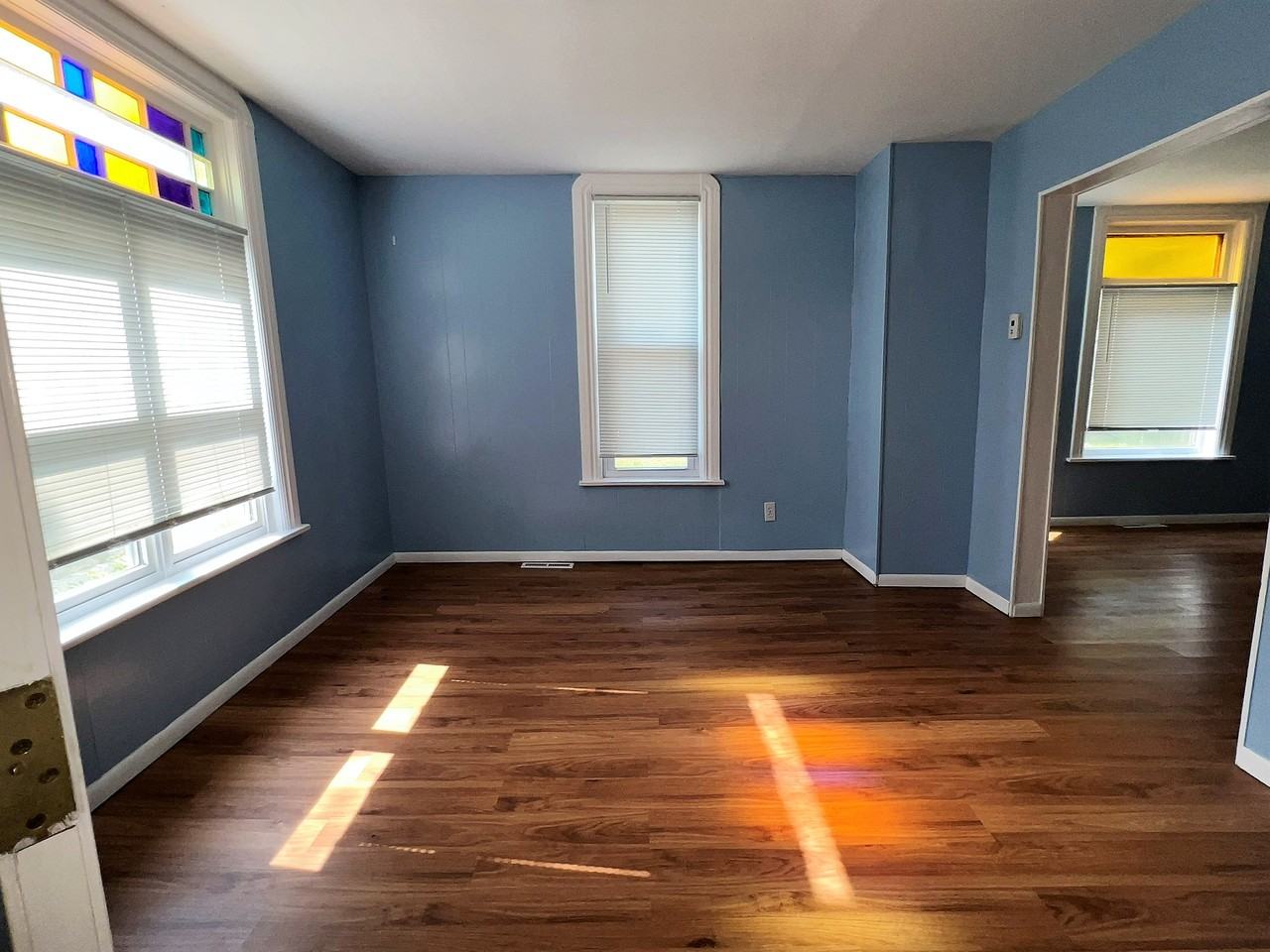 4127 Colfax Ave N Lowr - Photo 3 of 14