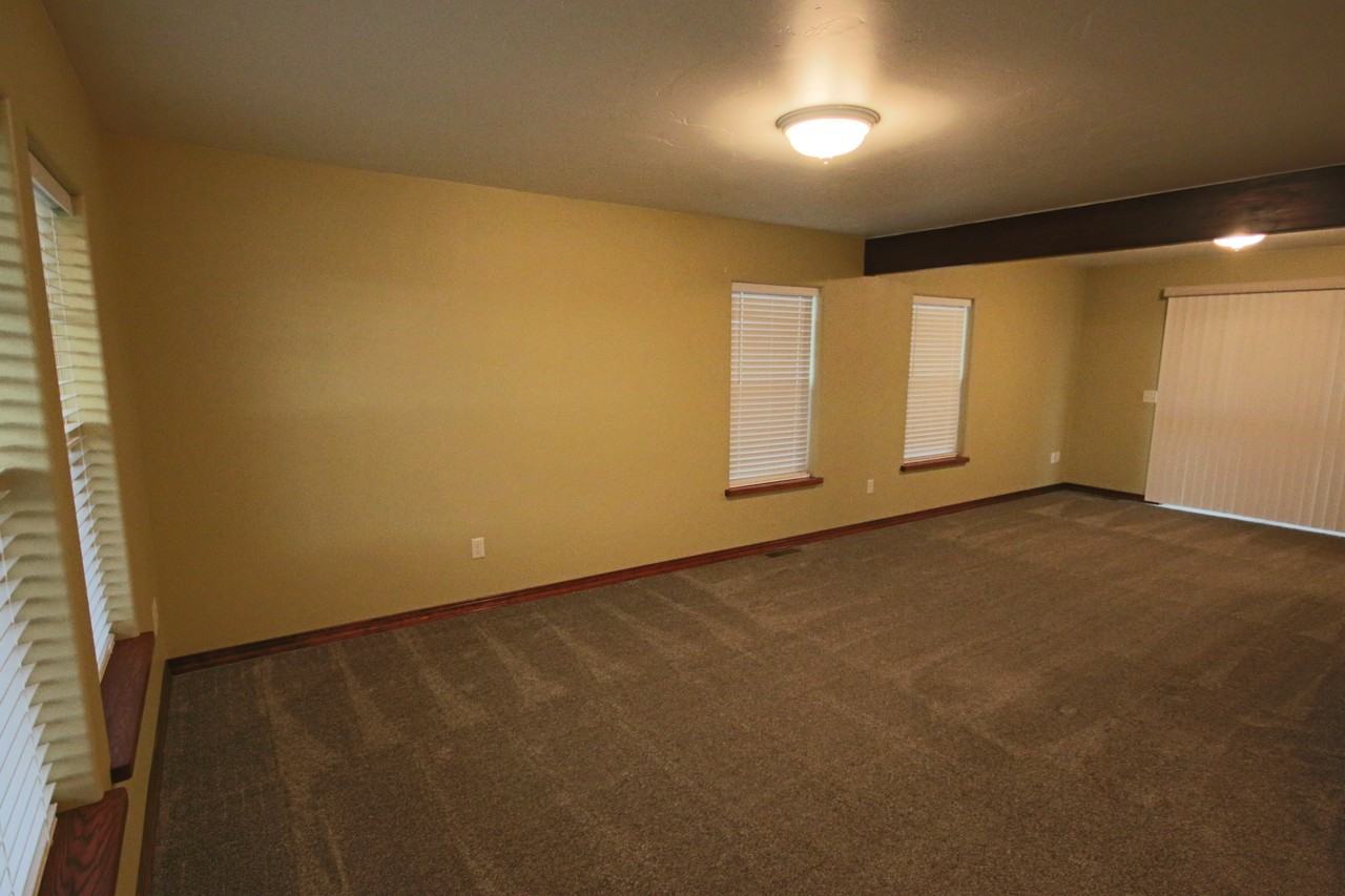 3001 Lame Deer Ave - Photo 2 of 11