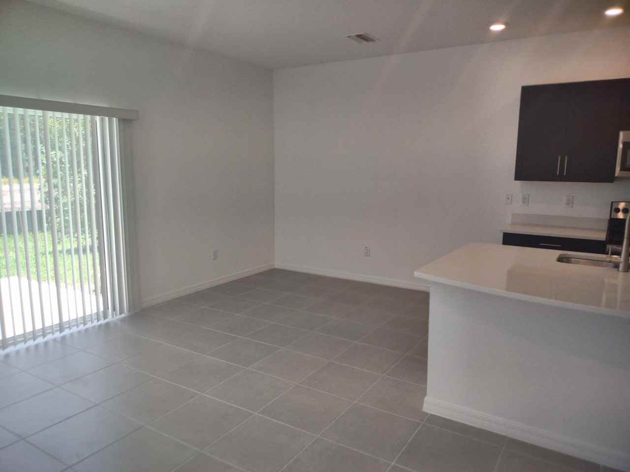 34202 Polacca Ln - Photo 5 of 20