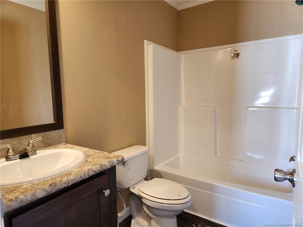 2426 Gulfway Blvd - Photo 2 of 9
