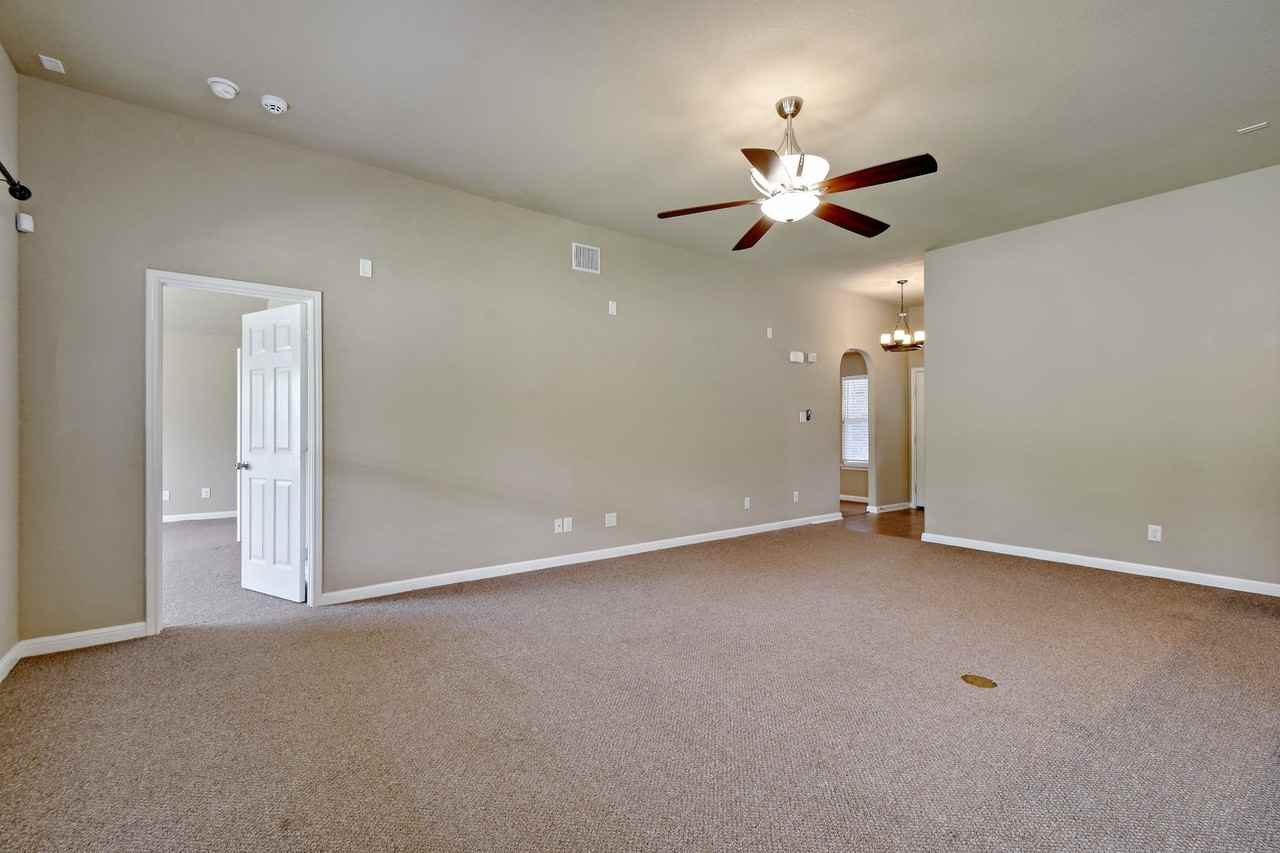 13307 Biltmore Lks - Photo 6 of 30