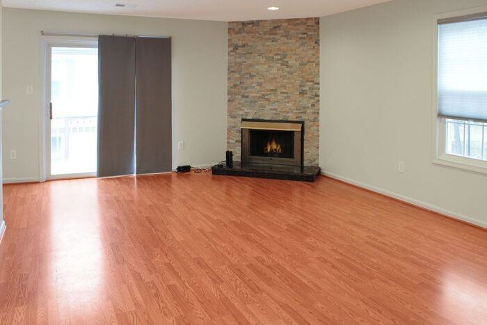 5133C Shawe Pl - Photo 2 of 26