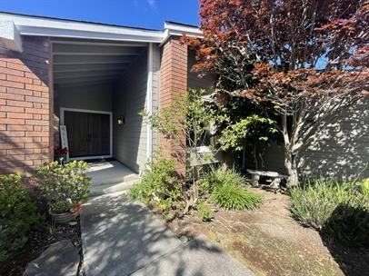 6031 Ridgemont Dr - Photo 3 of 9