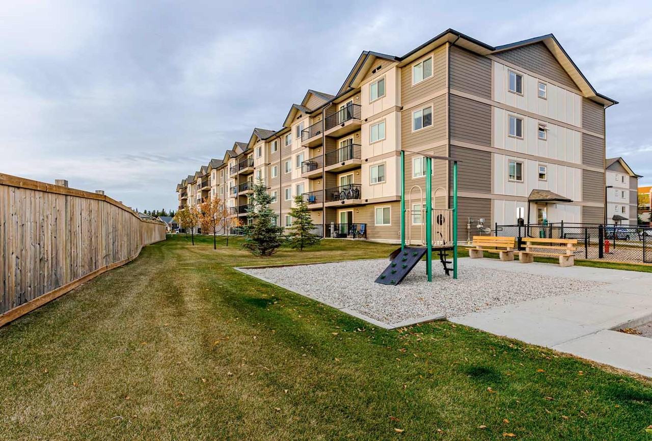 Parkview Place Apartments 2505 10002505 3rd Ave, Cold Lake, AB T9M