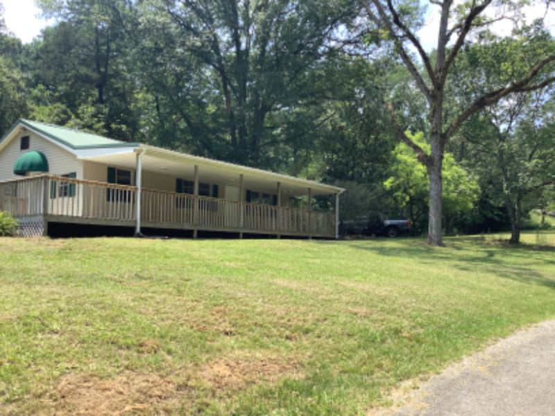 200 Martin Dr - Photo 2 of 18