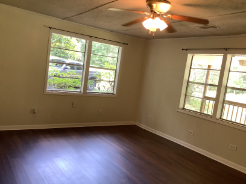 200 Martin Dr - Photo 6 of 18