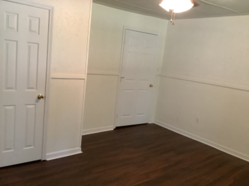 200 Martin Dr - Photo 7 of 18